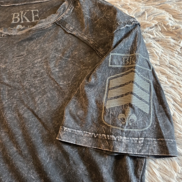BKE Gray Tee Shirt Size Large - Picture 5 of 14